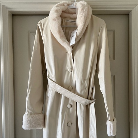 12th Tribe x The Salty Blonde: Bailey Rose Bernadette Cream Vegan Leather Jacket - Picture 5 of 5